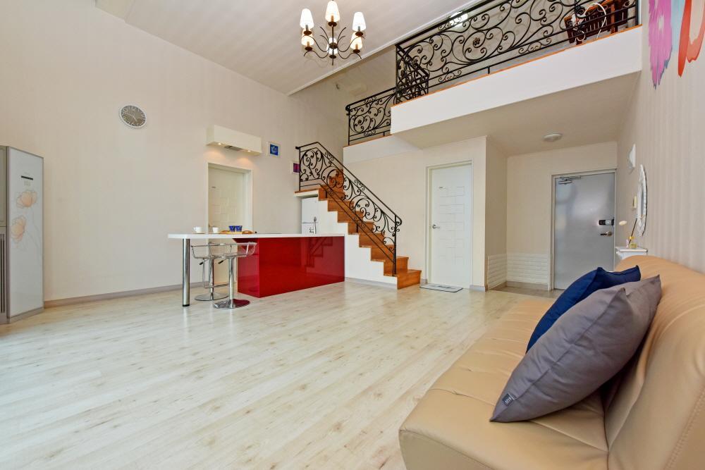 Namhae Bluemare Pension מראה חיצוני תמונה
