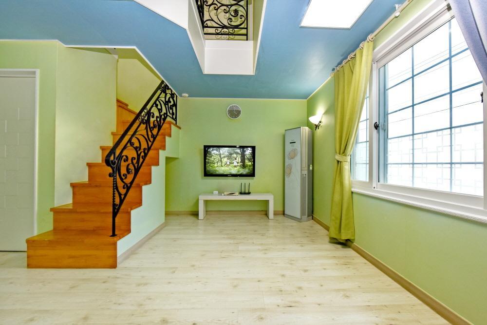 Namhae Bluemare Pension מראה חיצוני תמונה