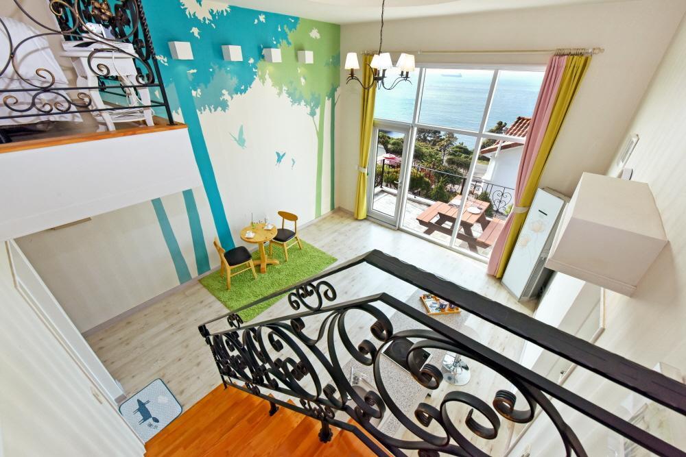 Namhae Bluemare Pension מראה חיצוני תמונה